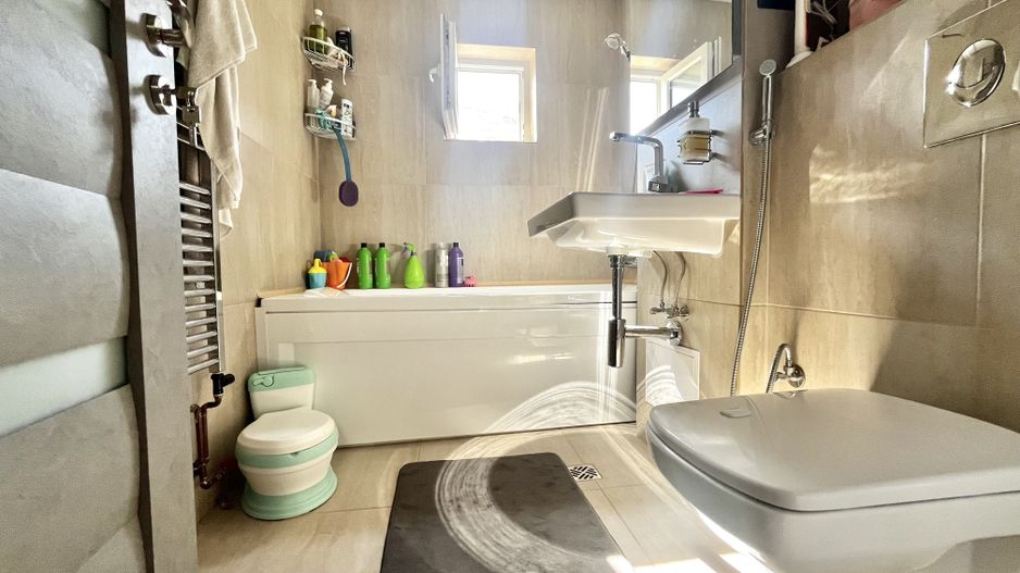 Apartament 3 camere, decomandat,  amenajat complet,  in zona Lipovei - Poză 15