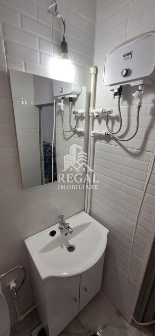 Cameră de cămin cu baie proprie – Piața Obor etaj 3/4 - Poză 2