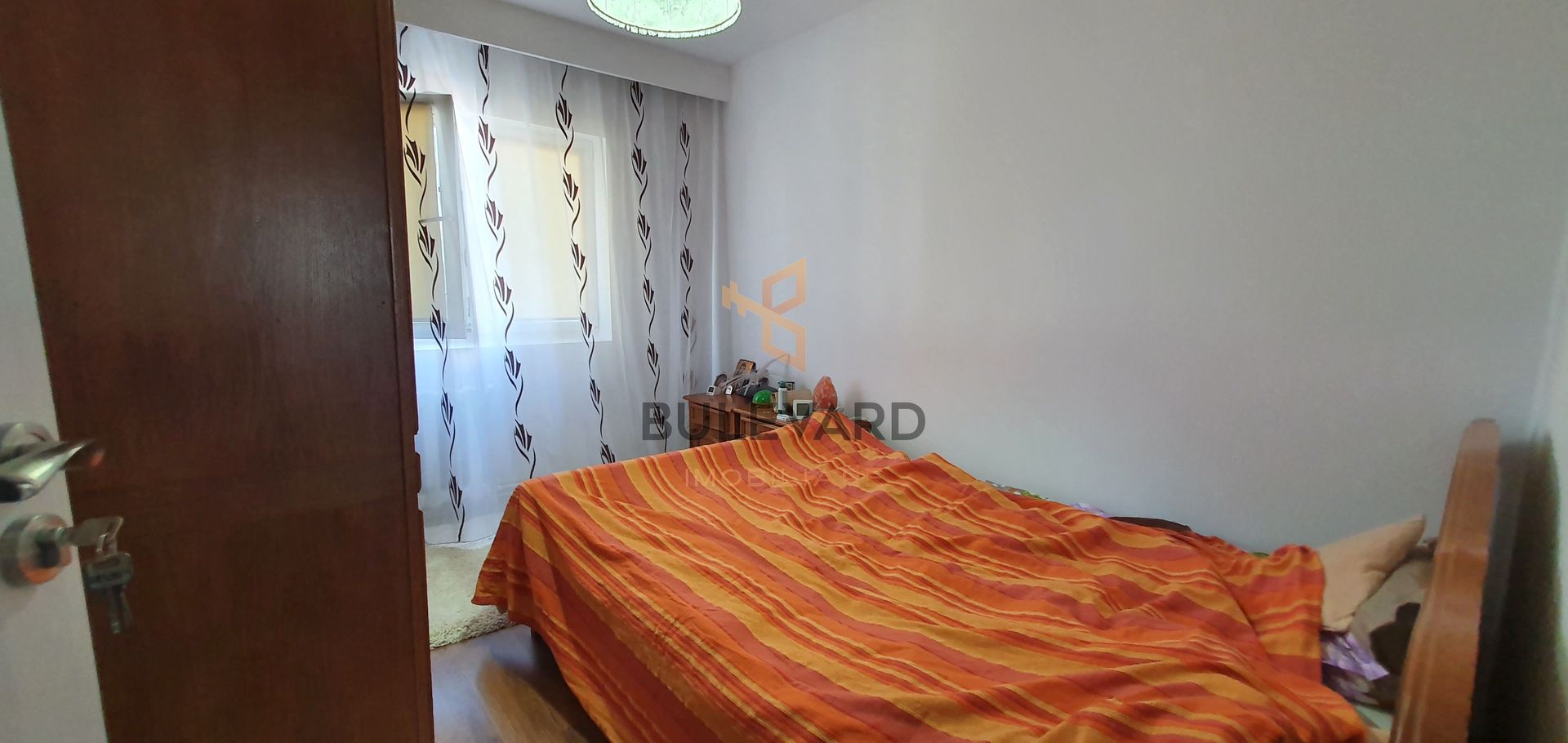 Apartament cu 4 camere decomandate, zona strazii Fabricii de Zahar! - Poză 2