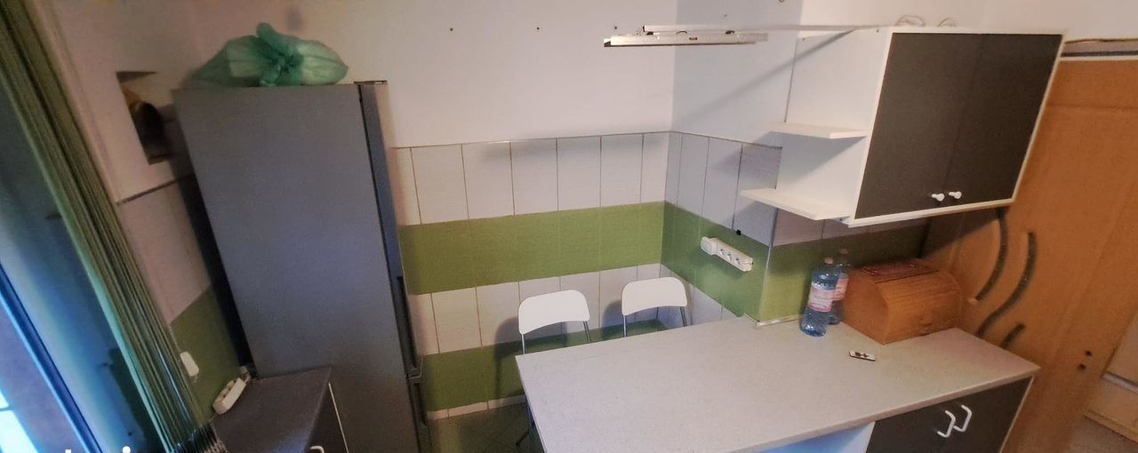 Ap.3 cam de inchiria | 73mp | Parter | bloc reabilitat | 13 Septembrie-Botorani - Poză 2