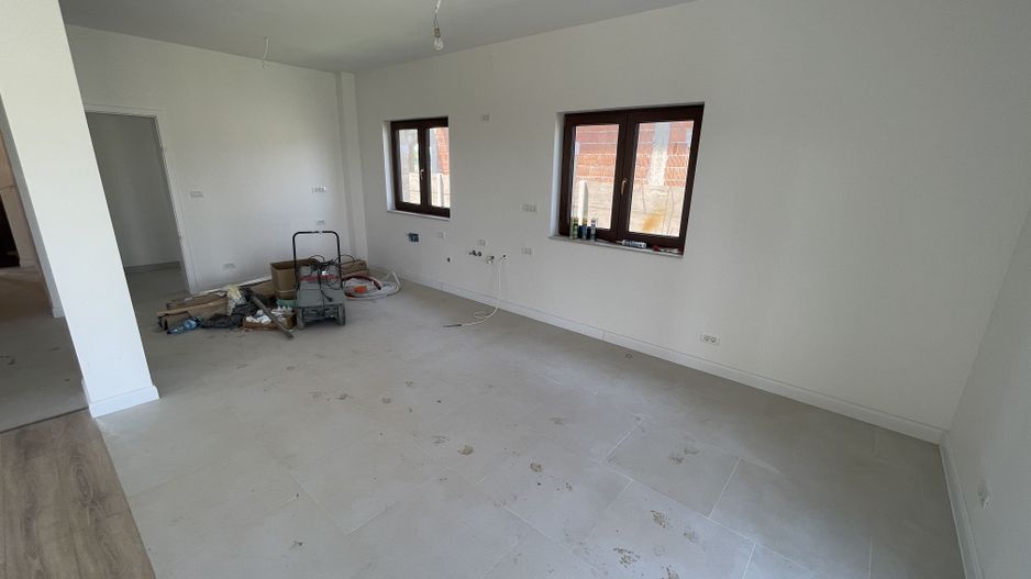 Case Individuale | 4 camere | Teren 632 mp | Toate Utilitatile | Comision 0% - Poză 8