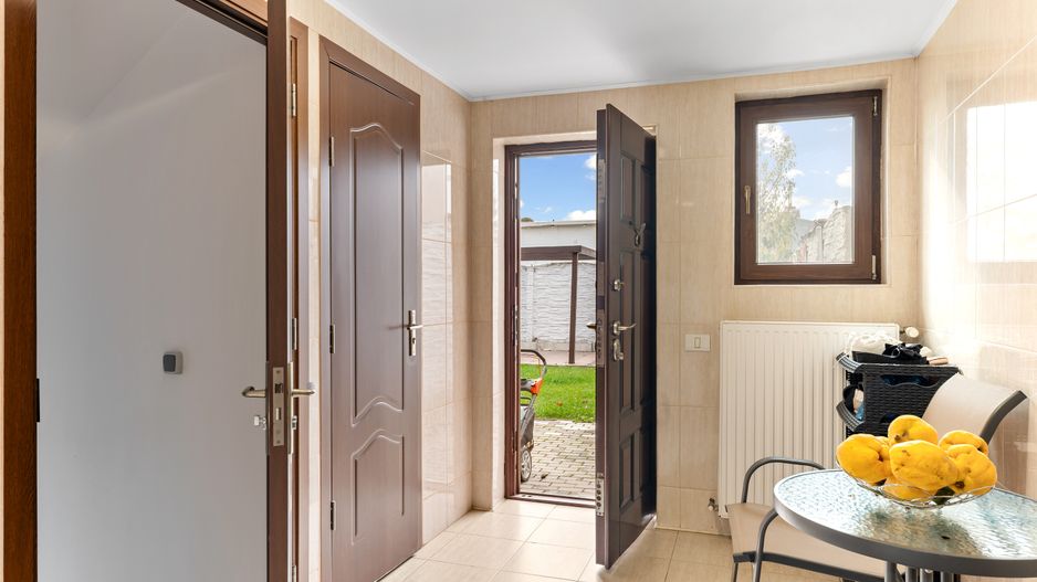 DE VANZARE  Vila 9 camere Colentina - Poză 28