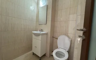 Apartament 3 camere de inchiriat | nemobilat, neutilat | langaDoboz - Poză 20