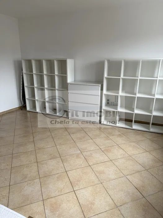 Vila 4 camere Valea Adanca - 730 euro - Poză 5