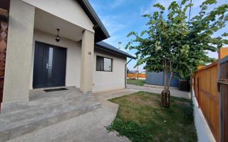 VOROVEȘTI - Casă individuală P+POD + 573 mp teren - Poză 1