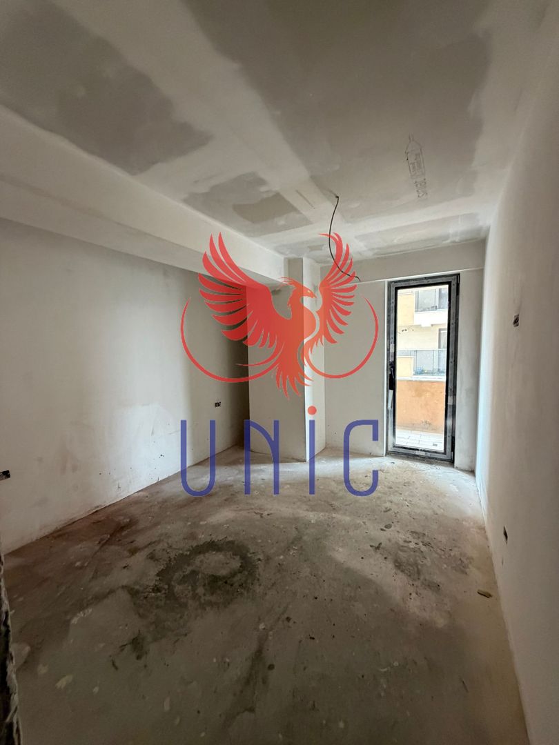 3 camere, etaj 2- Bloc nou George Enescu - Poză 9