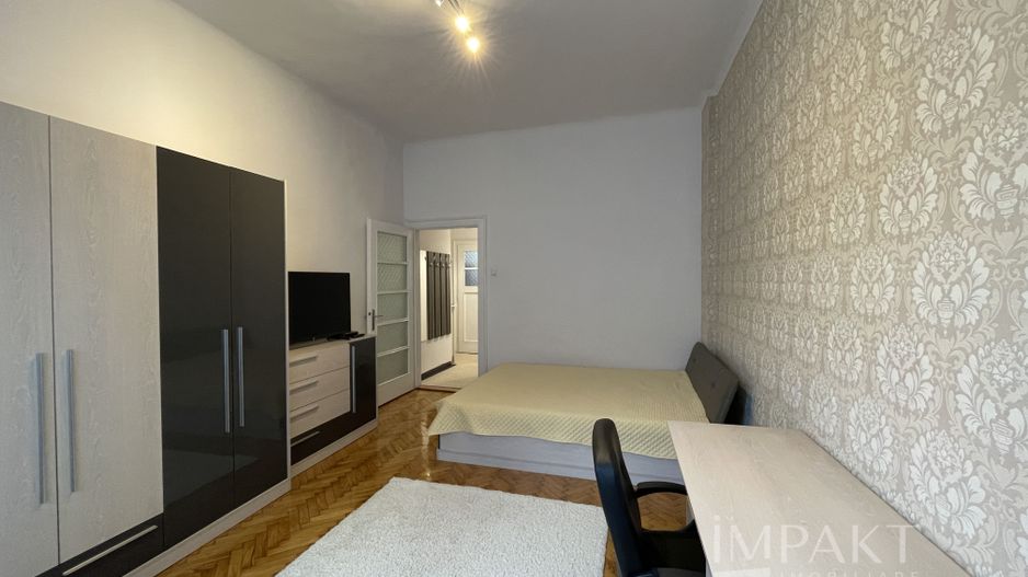 Apartament cu o cameră în zona centrala! - Poză 3