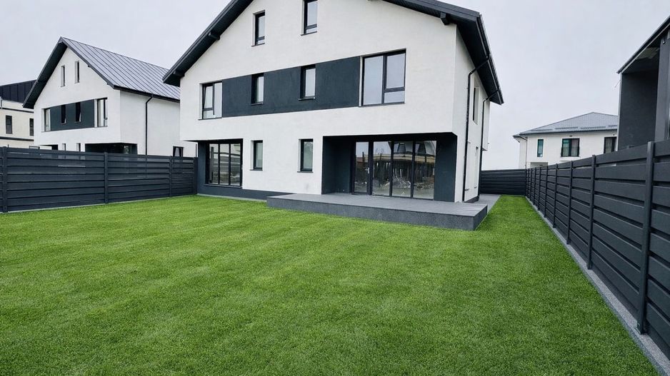 Vile Otopeni 23 august 5 camere, TOATE utilitatile - Poză 1