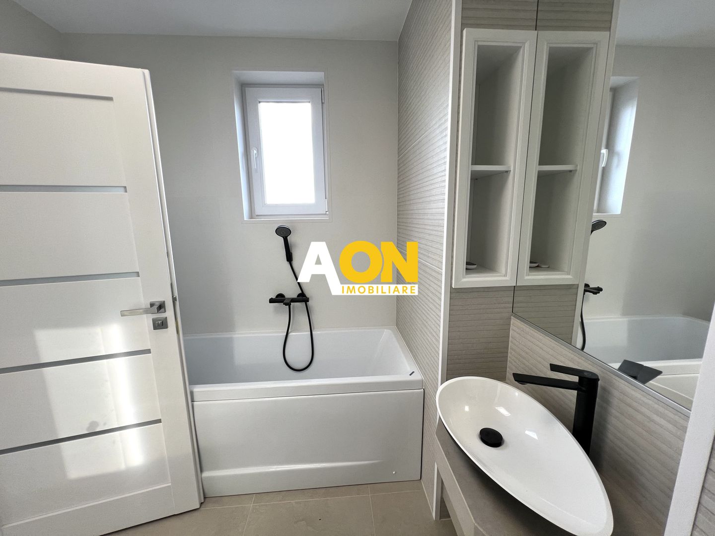 Casa moderna cu finisaje de calitate, 4 camere, 3 bai, 132 MP utili - Poză 23