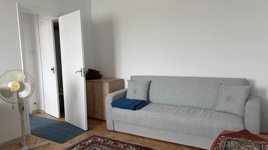 Apartament luminos cu doua camere, 1 mai - Poză 2