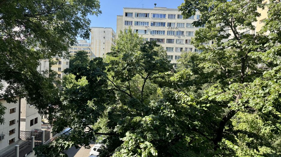 OPORTUNITATE - 3 camere decomandate, 70 mp utili, et 3 - Bucur Obor - Poză 2