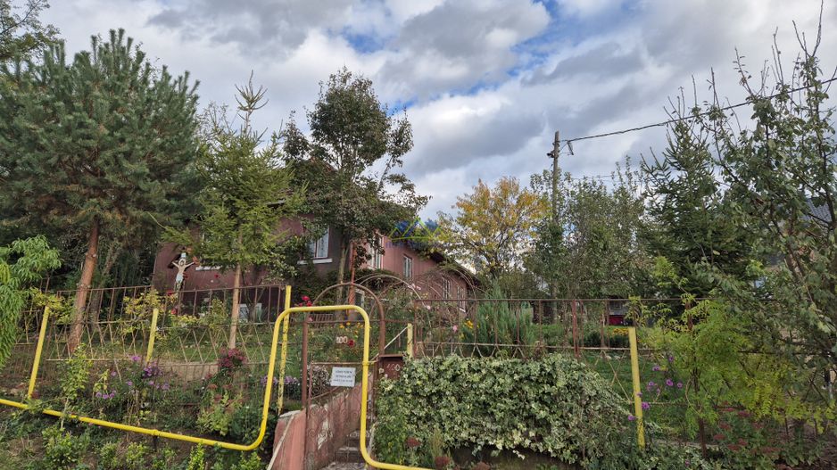 Vand casa 4 camere Buituri(Latureni), st-656 mp, accept schimb cu ap.! - Poză 1