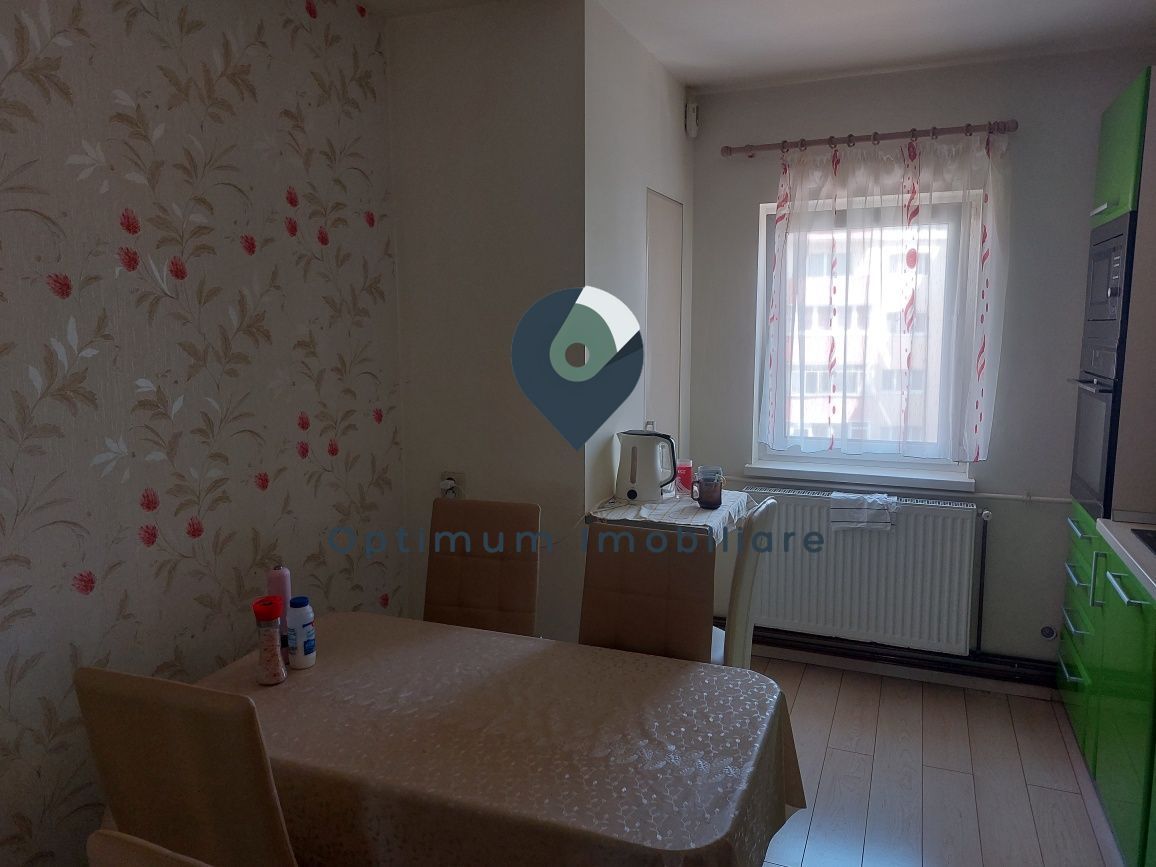 Apartament cu 4 camere de vanzare in Plopilor, etaj 3/4 ! - Poză 3