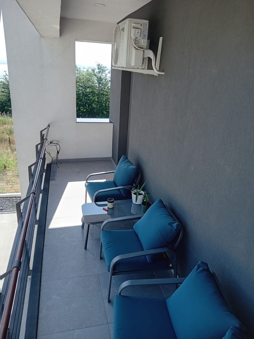 2 camere, vedere superbă la lac, bloc nou 2022 - Poză 12