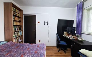 Apartament cu 3 camere, decomandat, zona Vest - Poză 10