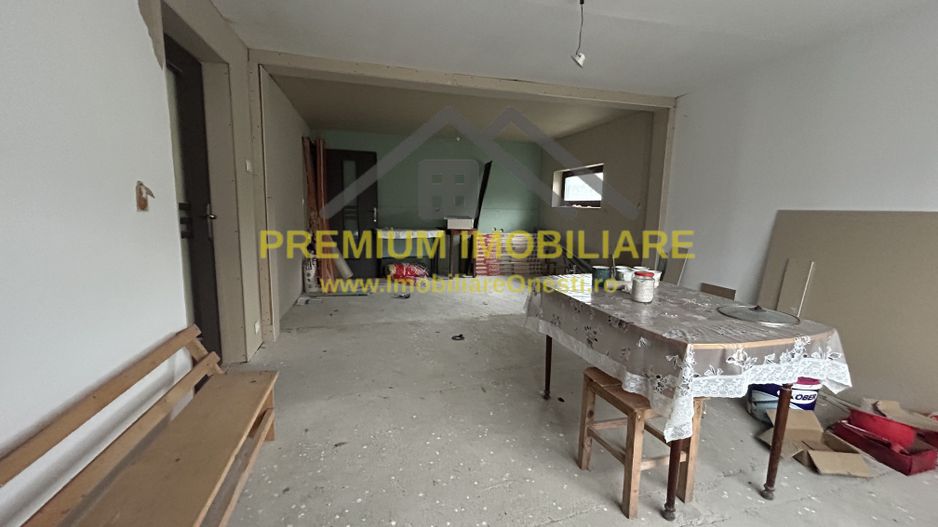 Casa de vanzare in Slanic Moldova . - Poză 6