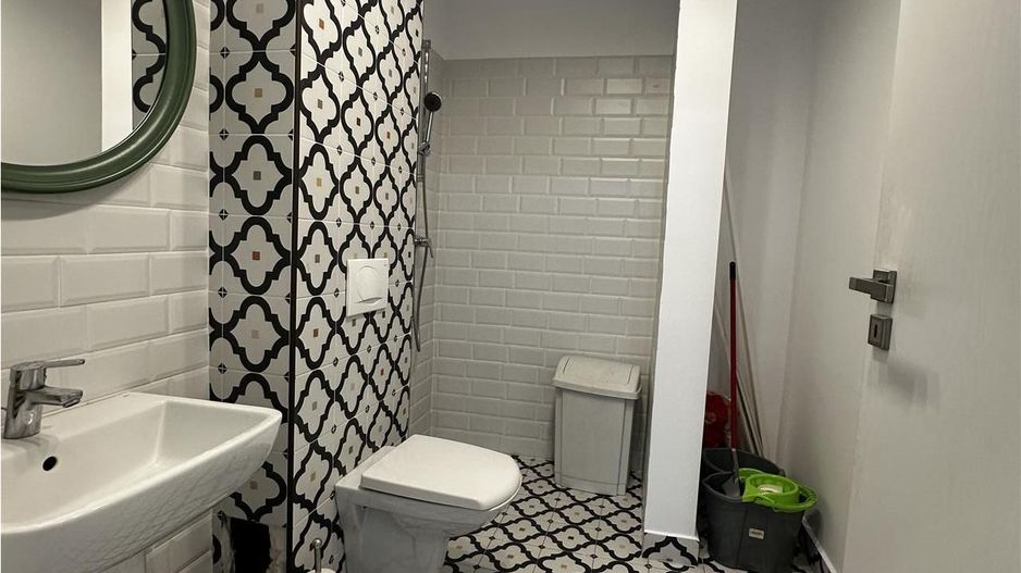 Spatiu Birou Ultracentral cu loc de parcare - Poză 4