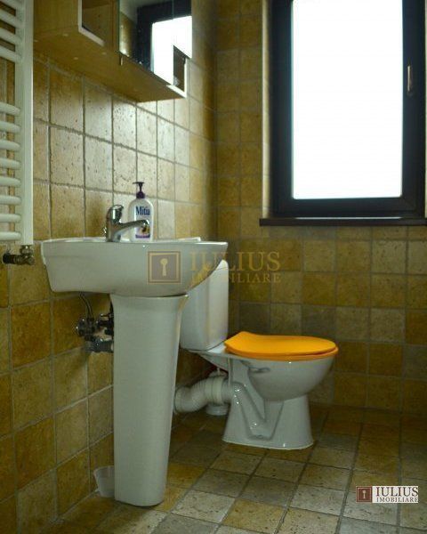 Bloc modern, apartament frumos mobilat, contract A.F.P. inclus ! - Poză 13