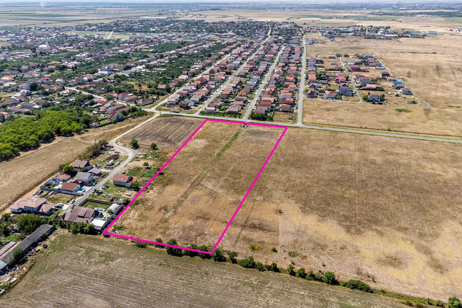 Teren cu PUZ in Livada  Arad, 33 parcele cu acces - Poză 3