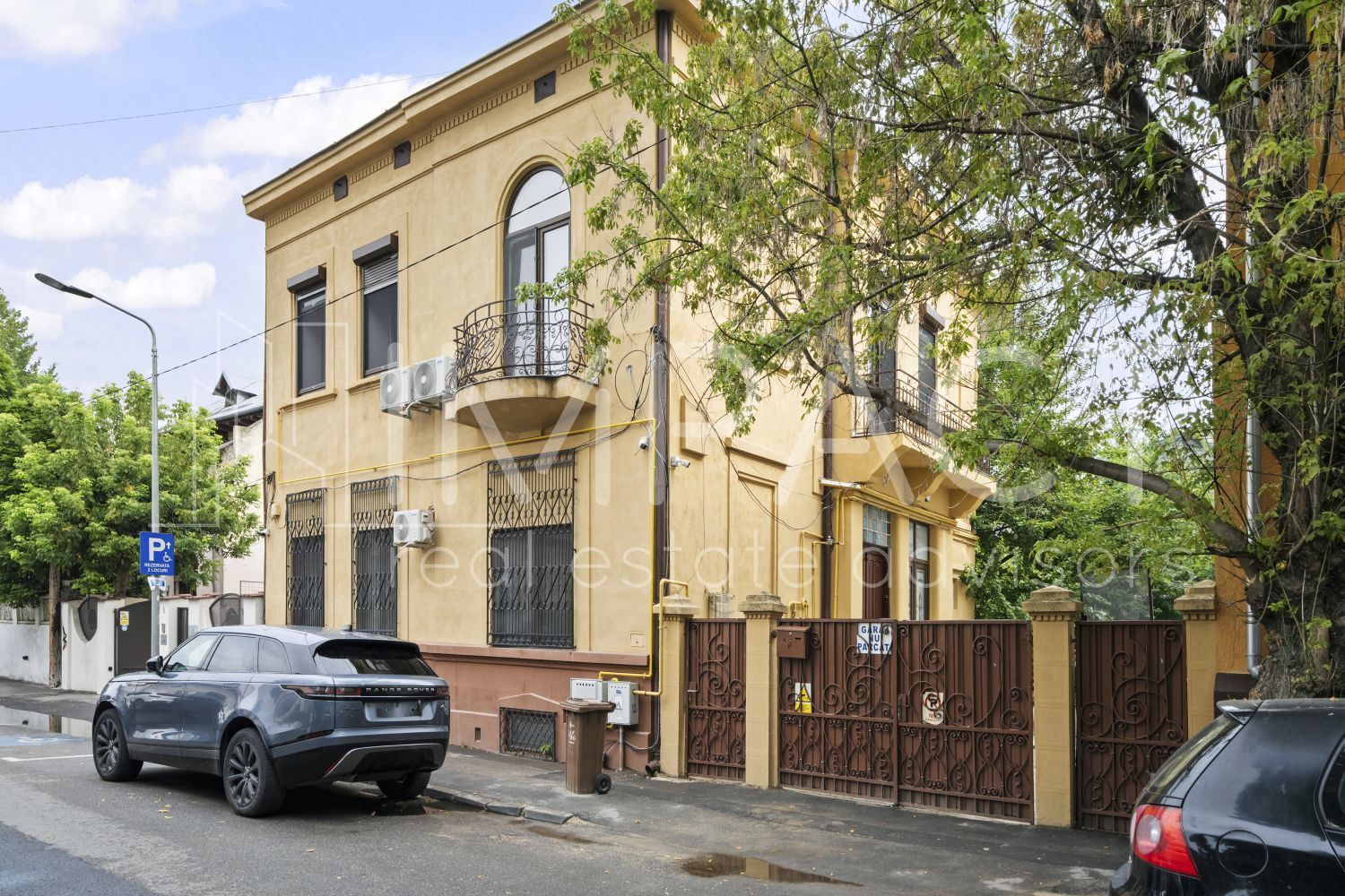 APARTAMENT DEOSEBIT CU 3 CAMERE IN VILA || CURTE - Poză 22