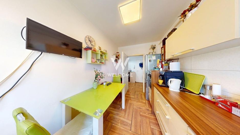 Apartament decomandat, 2 camere, balcon, boxa - Avangarden - Poză 2