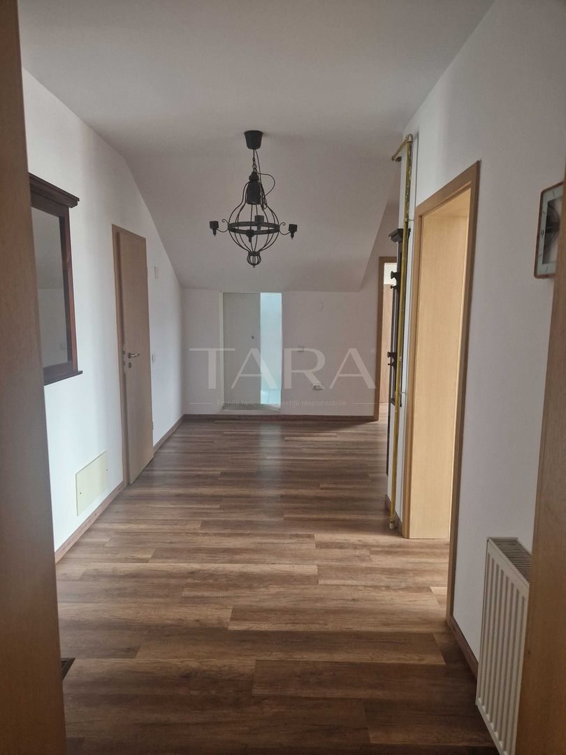 Apartament 4 camere, 128 mp + lojie și pod – Florești, zona Eroilor. - Poză 3
