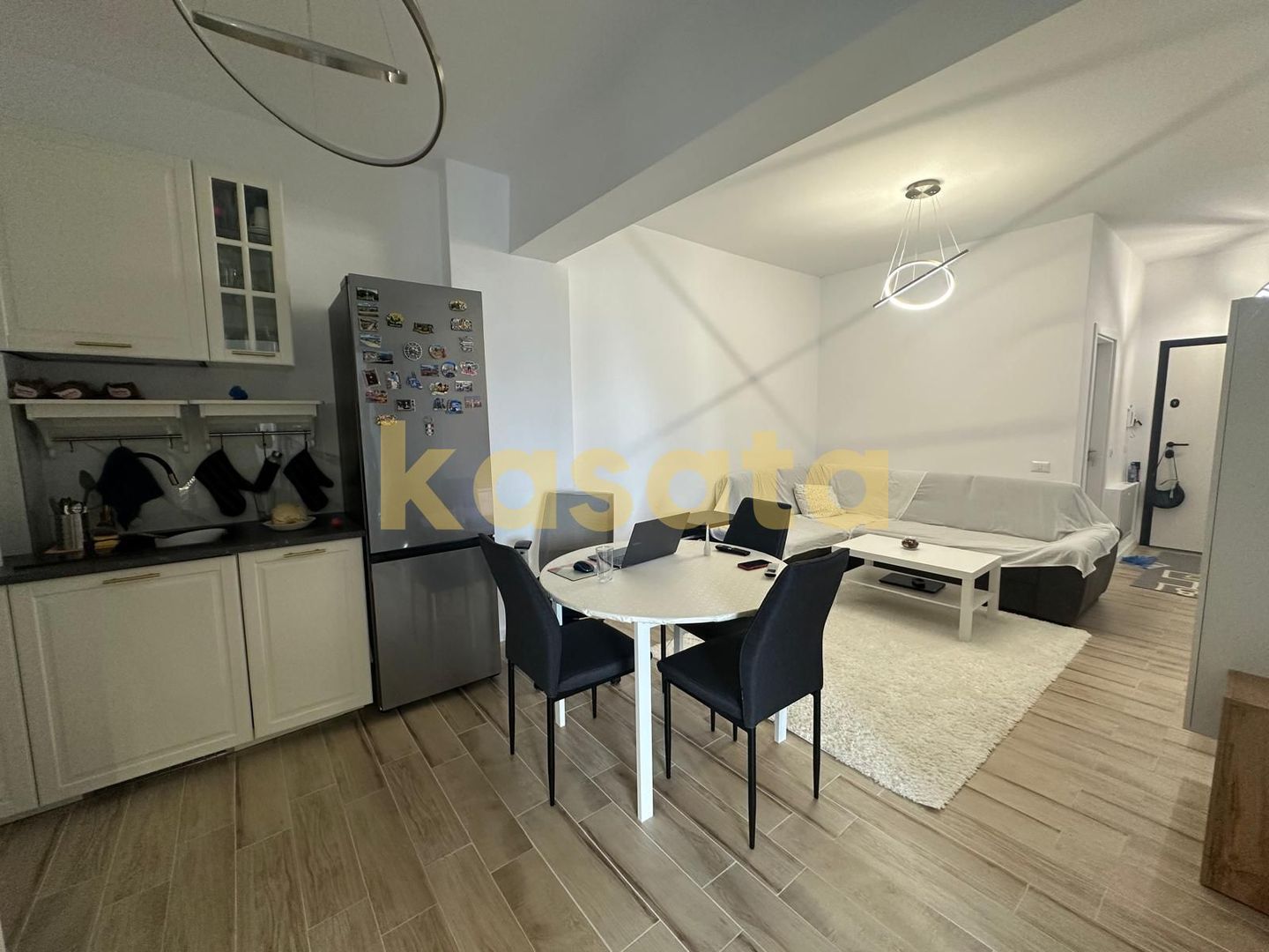 3 camere | Metrou 7 minute / loc parcare inclus - Poză 10