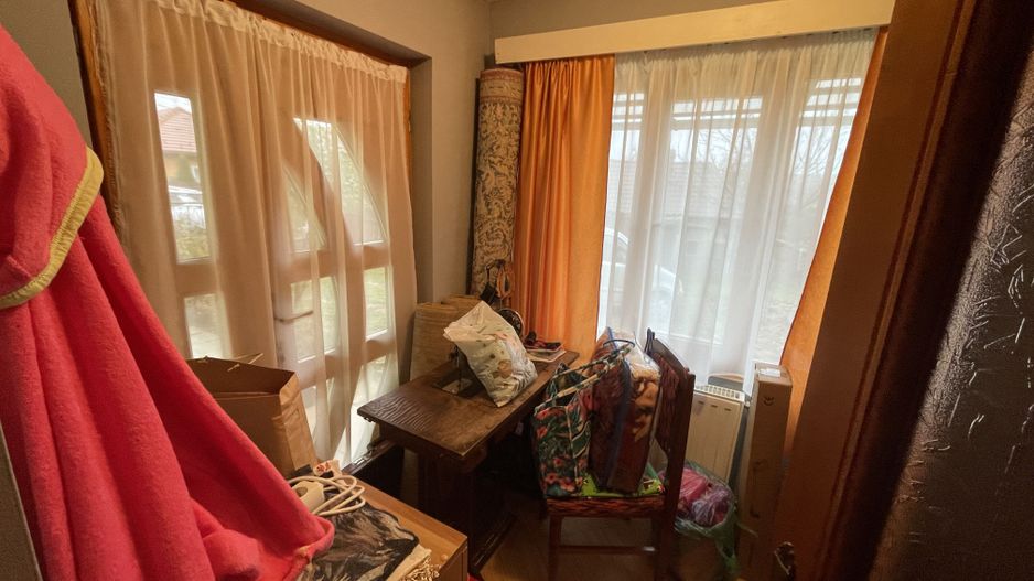 Casă cu etaj, Livezeni - Poză 11