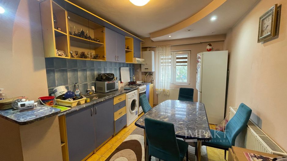 Apartament cu 3 camere spre inchiriere in zona UMF! - Poză 4