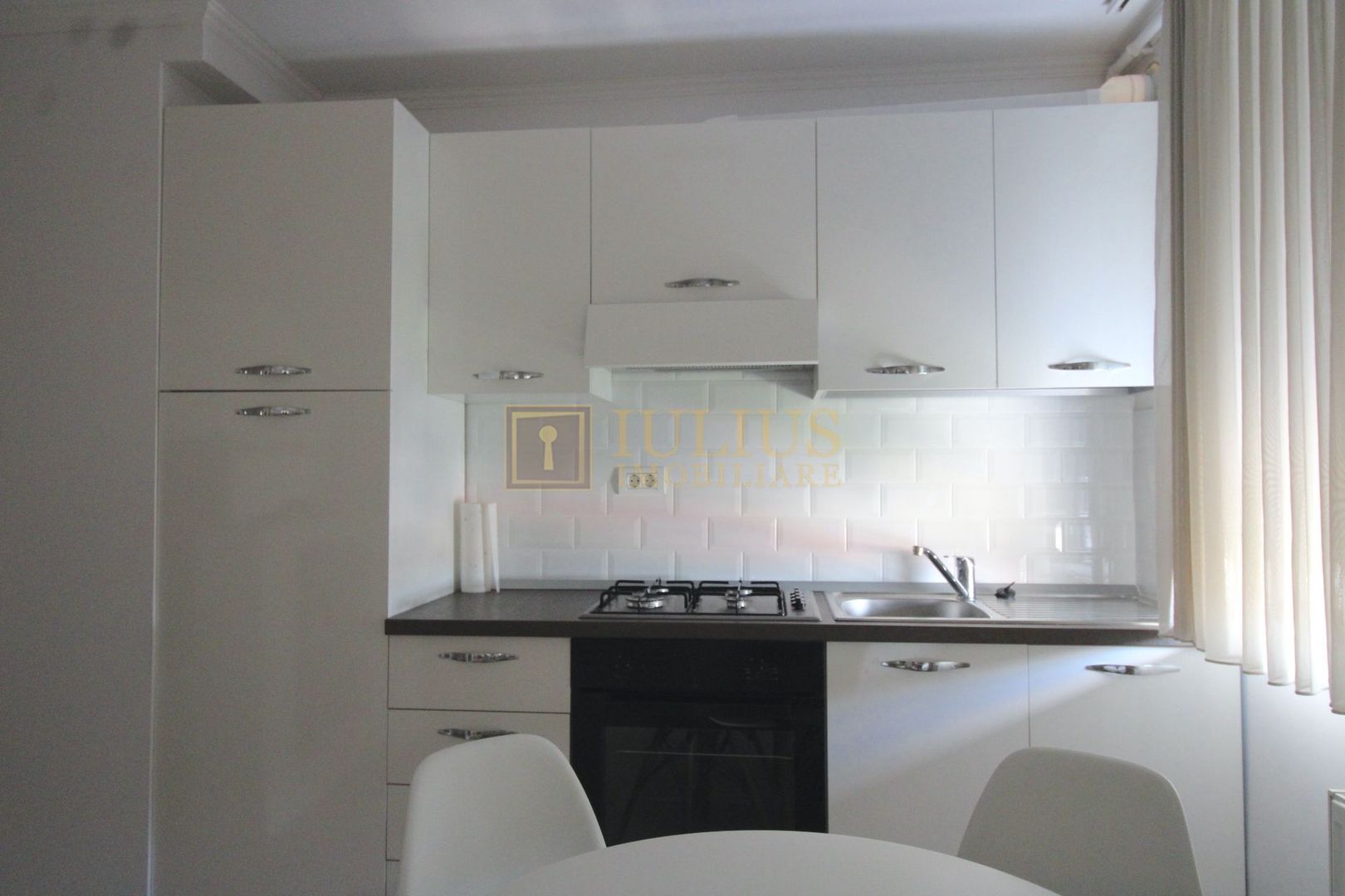 Ultracentral, Piata Victoriei, loc parcare - Poză 6