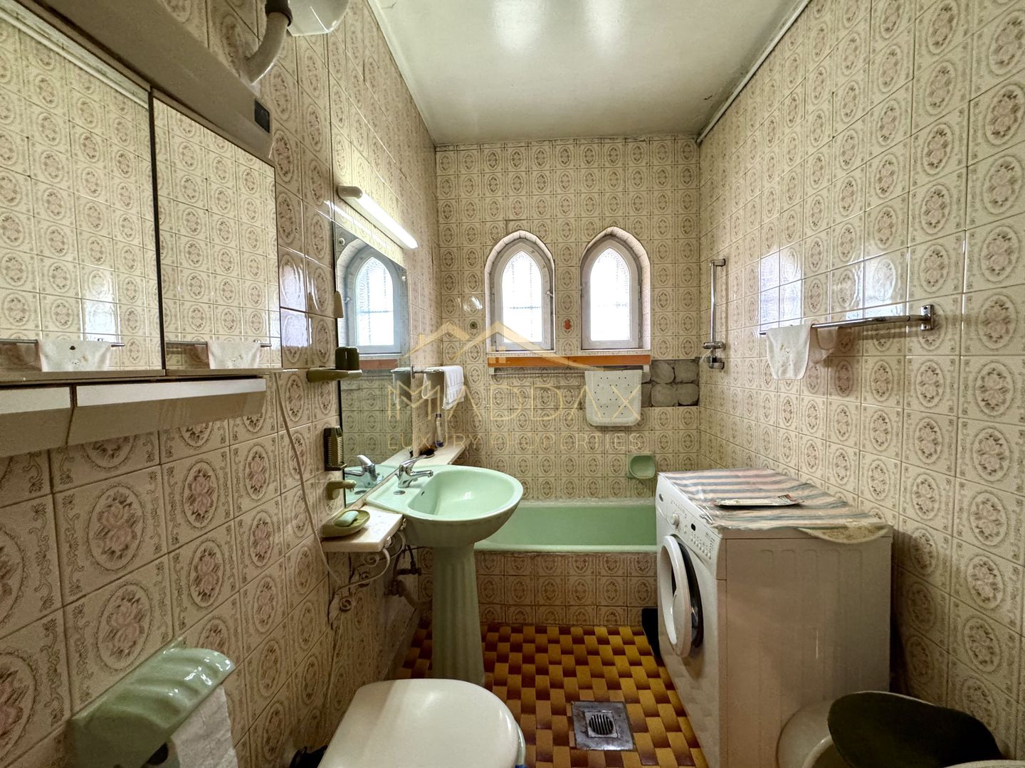 Vila cu 6 camere *310mp*  + Garaj // Primăverii - Poză 30