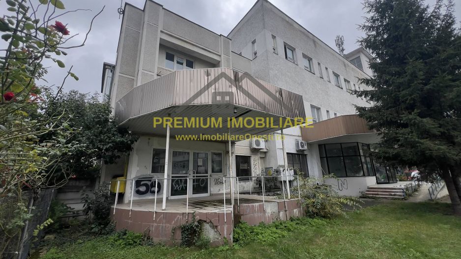 CLADIRE DE BIROURI - Poză 1