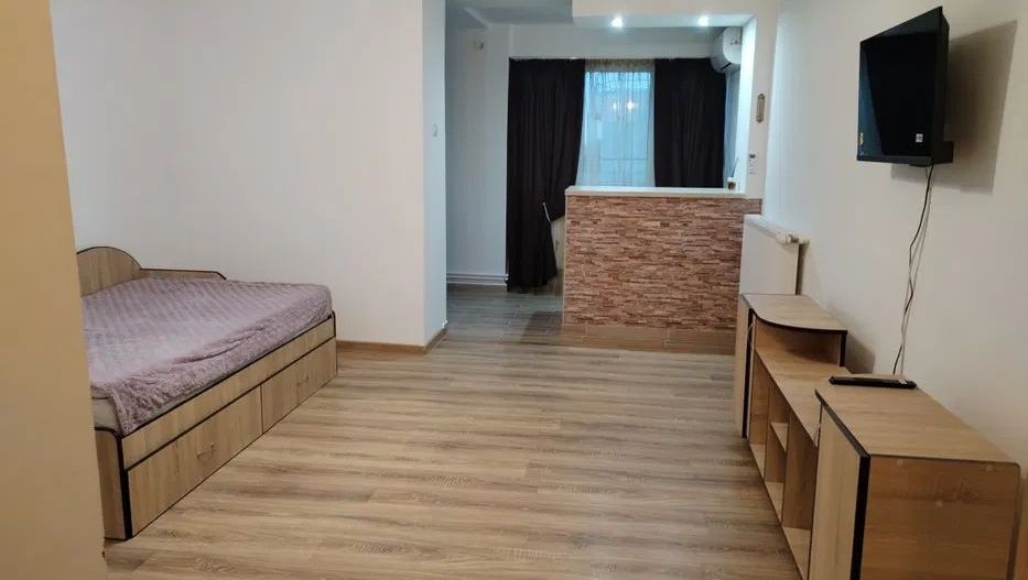 Garsoniera spatioasa, Bulevardul Timisoara - Poză 1