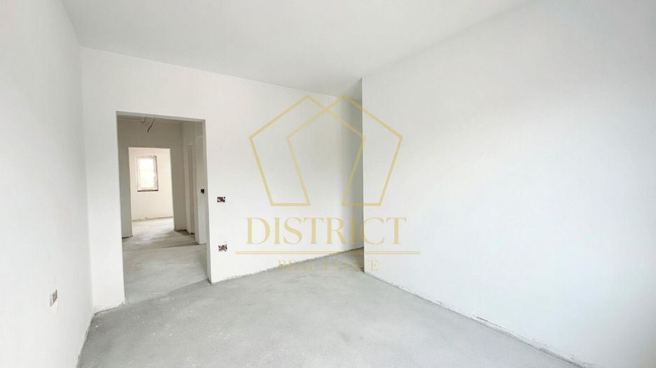 Duplex cu 4 camere, despărțit prin camera tehnica | Mosnita Veche | Lidl - Poză 9