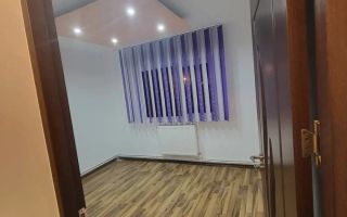 Eliberării (zona Marvimex)-Apartament 3 camere de inchiriat-COD 08 - Poză 2