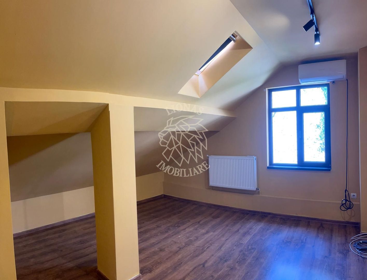 Spatiu birou 4 camere 132 mp-terasa-renovat-parcare-Ultracentral - Poză 4