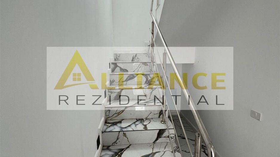 Casa Individuala P+M - 4 camere - Pompa de Caldura-Panouri Solare - Poză 18