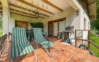 Vila superba 300mp + teren 1400mp & front la rau in Somesul Rece. - Poză 10