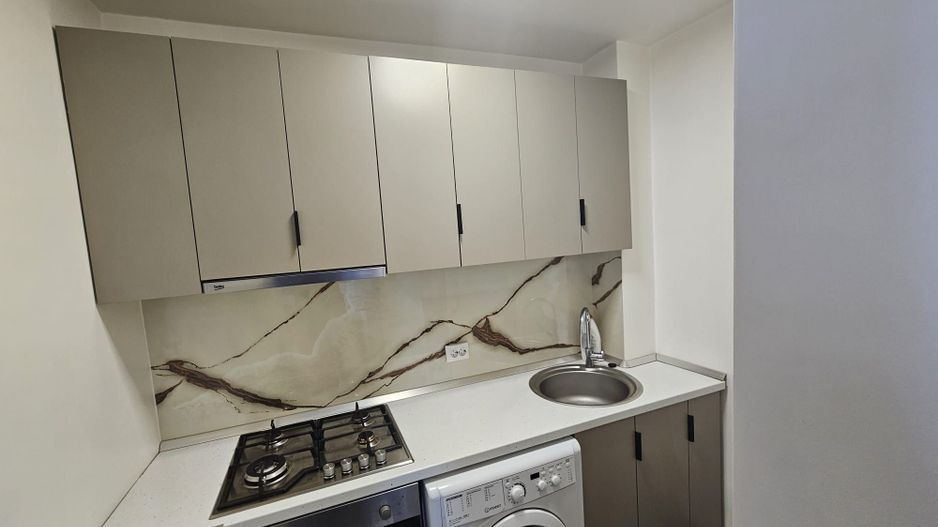 Garsonieră confort 1, renovată, mobilată, zona Craiovei - Poză 3