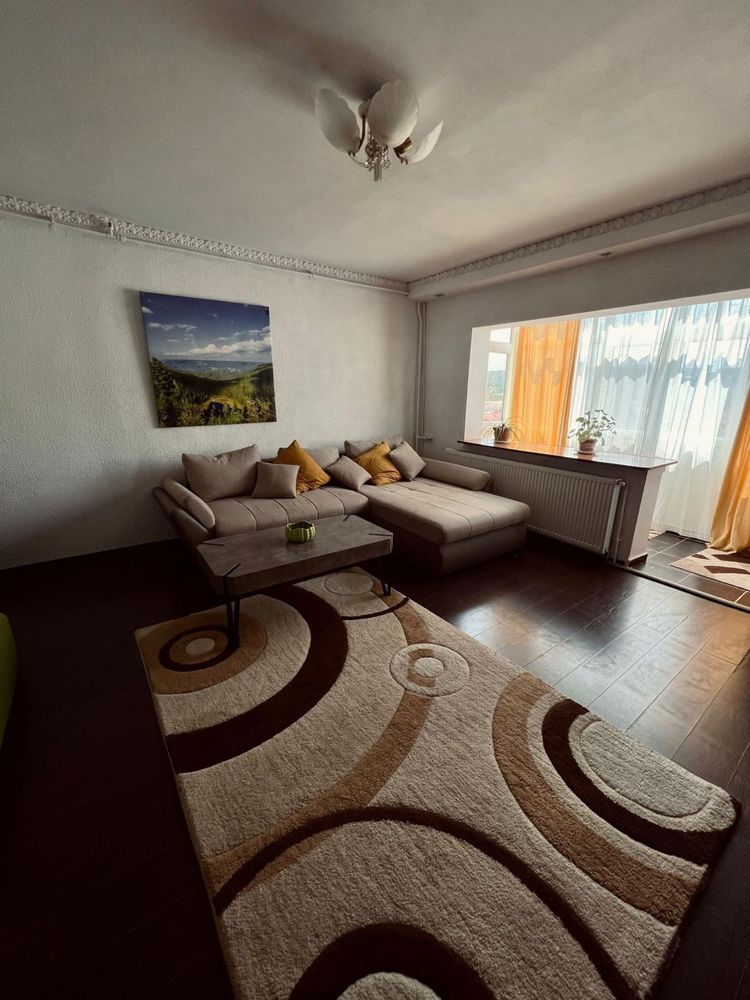Apartament 2 camere Decebal, centrala proprie, parcare inclusa - Poză 1