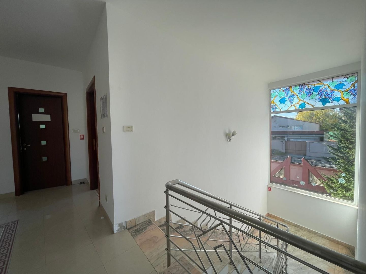 Vila superba 5 camere Pipera  I Erou Iancu Nicolae I  Stradala - Poză 4