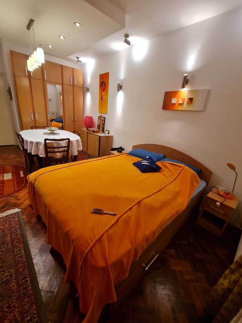 Apartament in vila zona Baicului - Poză 8