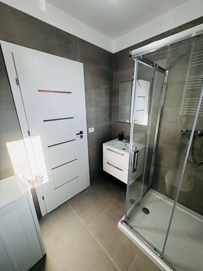 Apartament de inchiriat 3 camere 2 Baii Micalaca, parcare, bloc nou - Poză 9