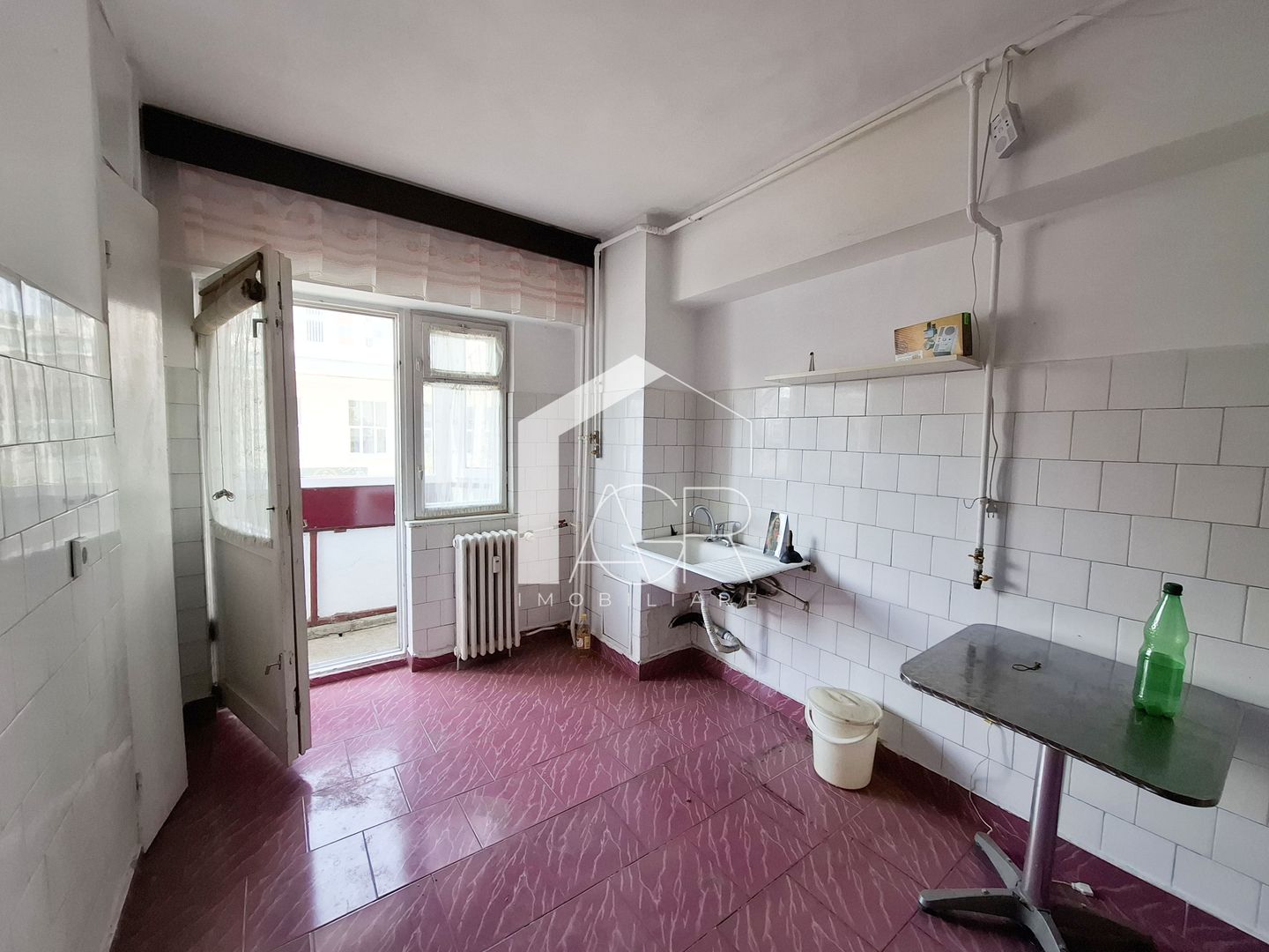 Apartament cu 3 camere, decomandat, Piata Mihai Viteazu - Poză 4