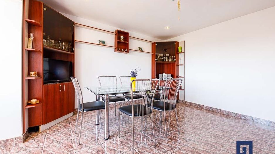 Apartament cu priveliste, 4 cam, decomandat – Zona Lipovei - Poză 8