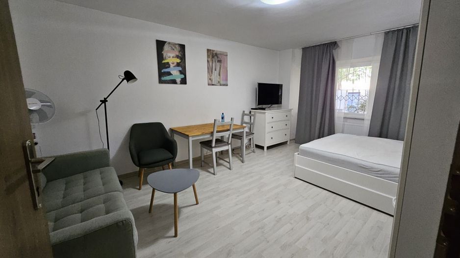 Garsoniera Aparatorii Patriei - Poză 2