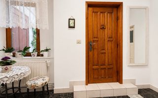 Casă D+P, stil neoclasic, 4 camere, garaj, str. Preparandiei, zona Boul Roșu - Poză 9