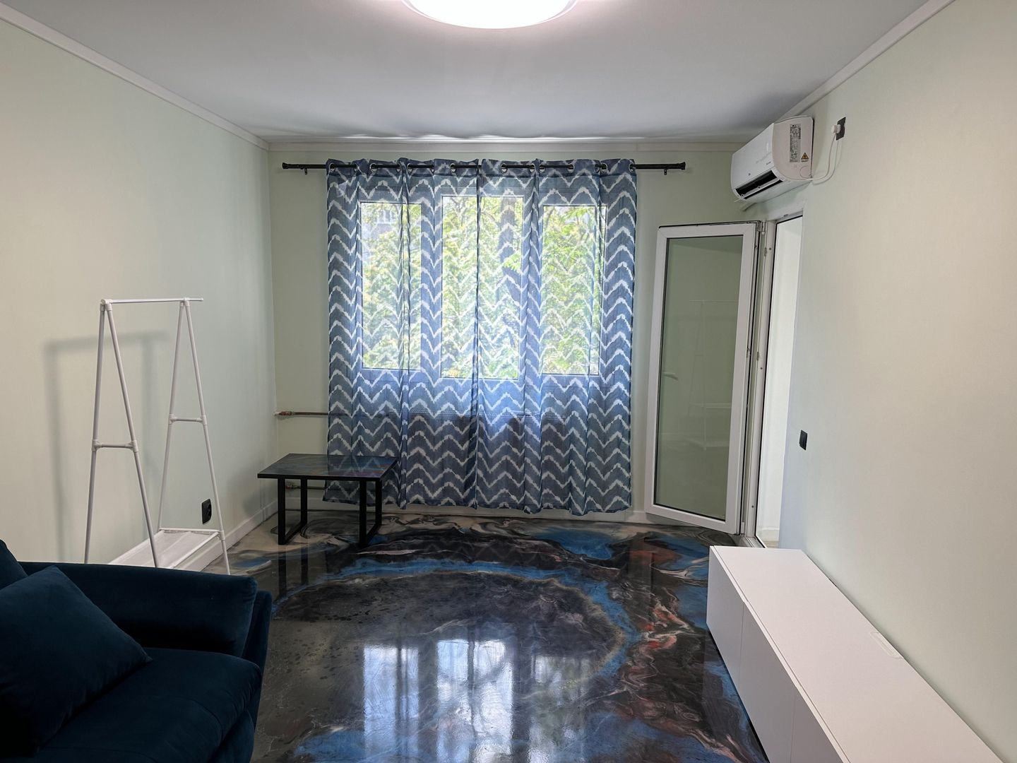 Inchiriere apartament mobilat și utilat 3 camere zona Titan Negociabil - Poză 8