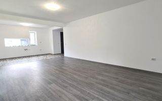 Casa 4 camere (nemobilata, neutilata) cartier Izvor Tarlungeni Brasov - Poză 9