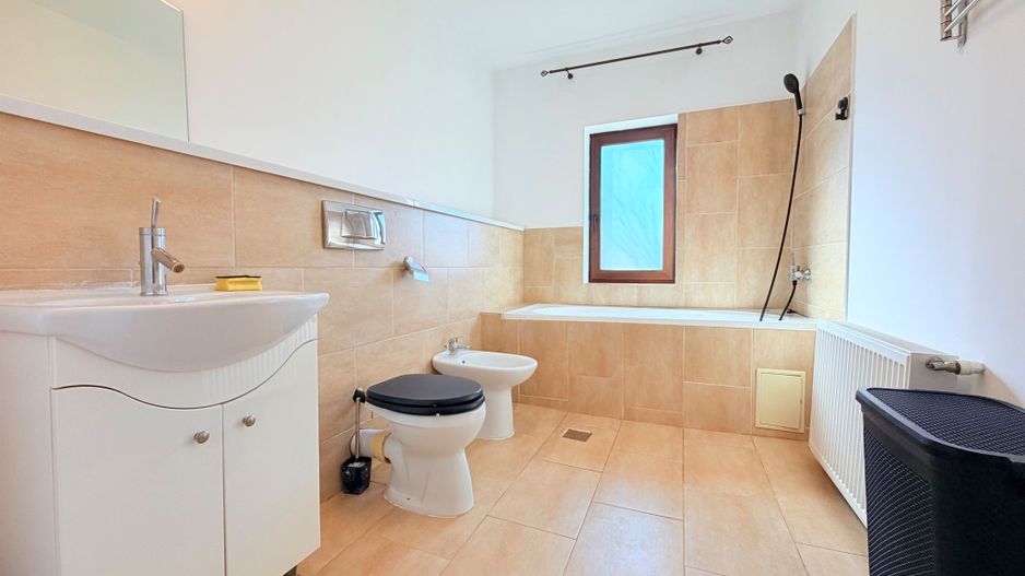 Duplex luminos si spațios, cu garaj, in zona Mehala - Ronat - Poză 24